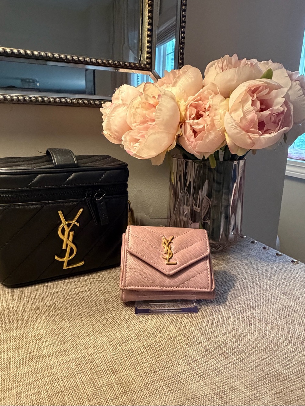 Yves Saint Laurent EUC Pink Leather Compact Wallet with Gold YSL Emblem